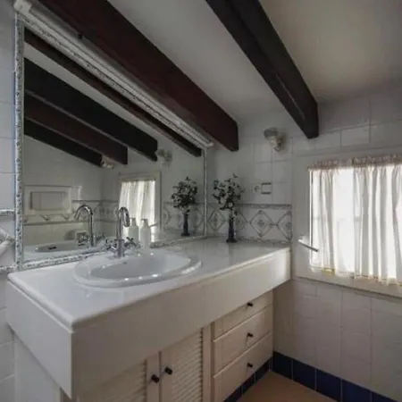 Дом отдыха Spacious Holiday In Isla De Tabarca With Patio *